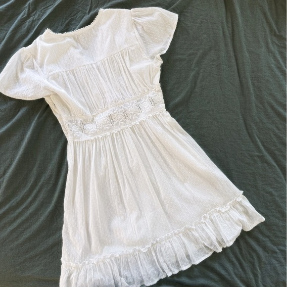Altar’d State Womens Medium White Flutter Sleeve Boho Mini Dress - Picture 6 of 7